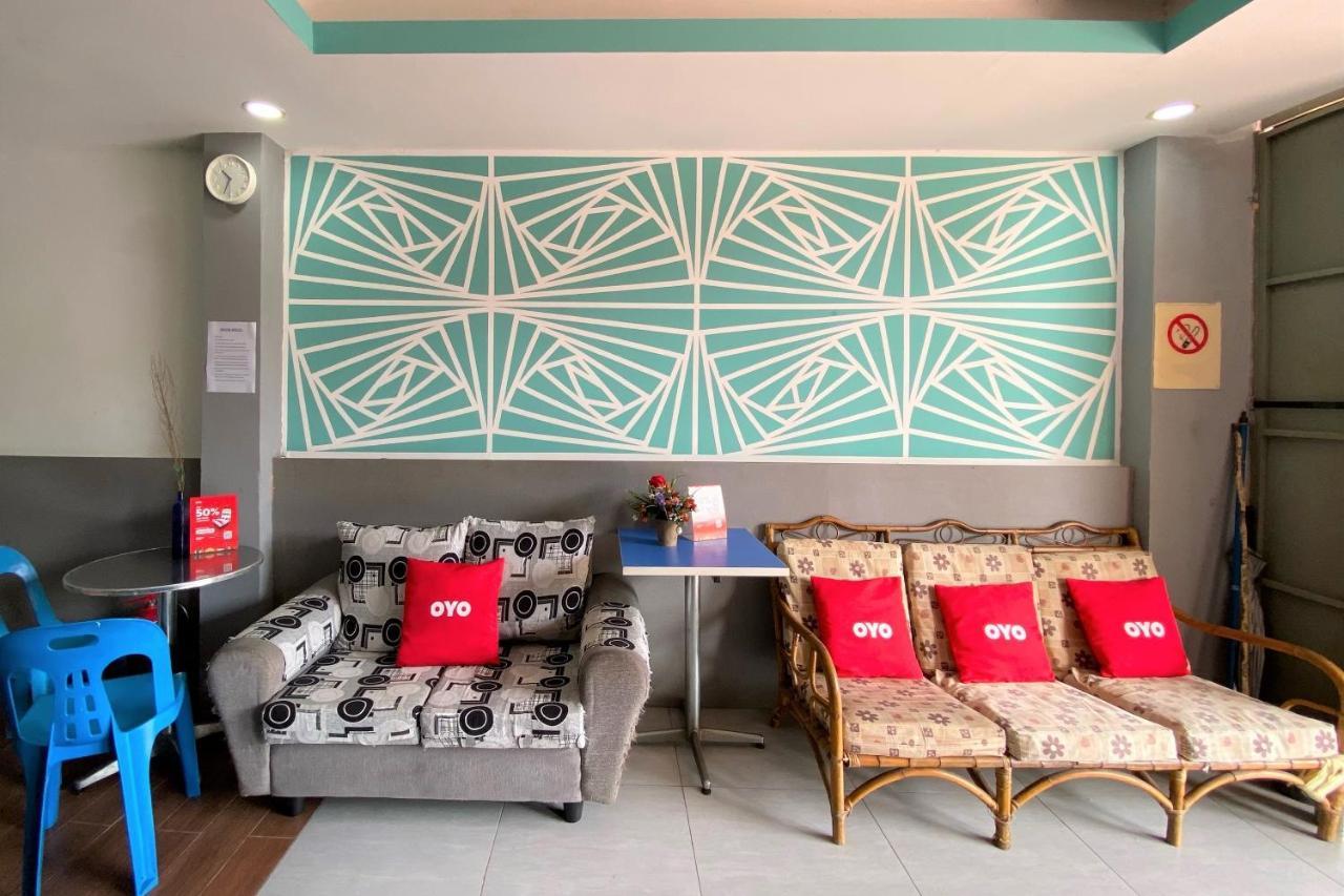 Spot On 90283 Twenty Seven Muntri Hotel Tanjung Bungah  Eksteriør billede